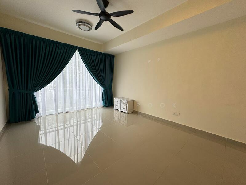 For Sale - Cascadia Lake Vista