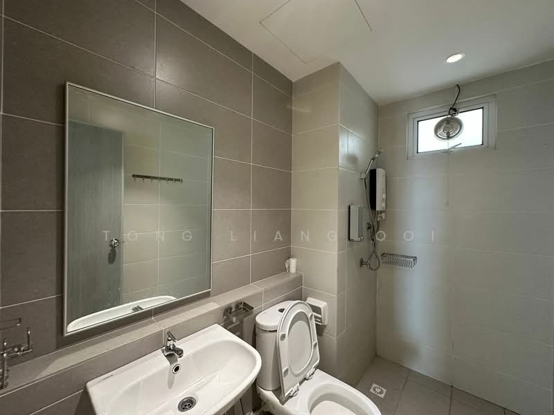 Kondominium untuk Dijual di The Amarene - Tong Liang Ooi - Bathroom - PropertyGuru.com.my
