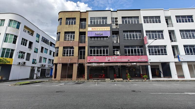 Shop for Sale in Kuching (Sarawak) - Sherene Kok - Exterior - PropertyGuru.com.my