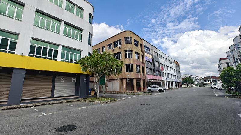 Shop for Sale in Kuching (Sarawak) - Sherene Kok - Exterior - PropertyGuru.com.my