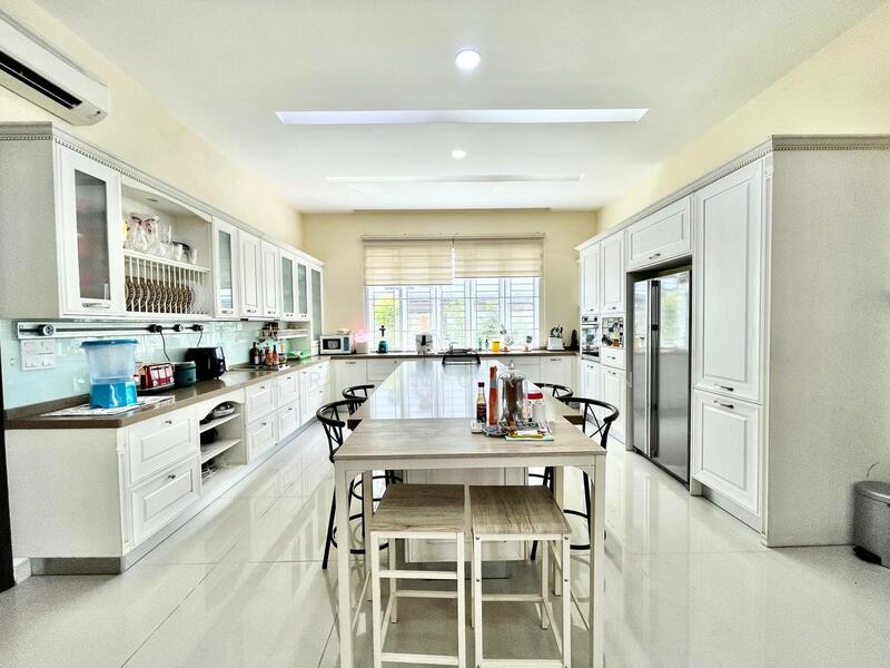 Bungalow for Sale in Ukay Bistari (Ulu Kelang) - Seri Nordin - Kitchen - PropertyGuru.com.my