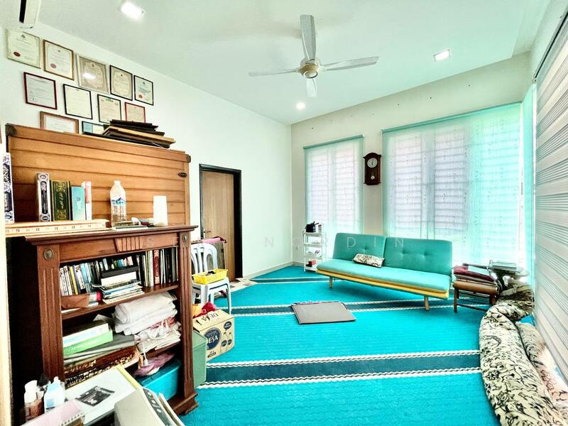 Bungalow for Sale in Ukay Bistari (Ulu Kelang) - Seri Nordin - Living Room - PropertyGuru.com.my