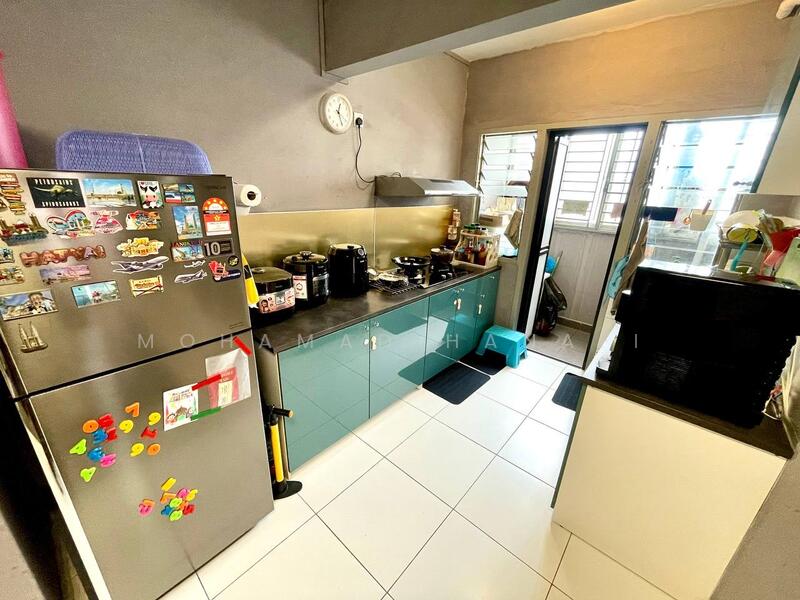 Apartment for Sale at Gapura Bayu - Mohamad Hanafi - Kitchen - PropertyGuru.com.my