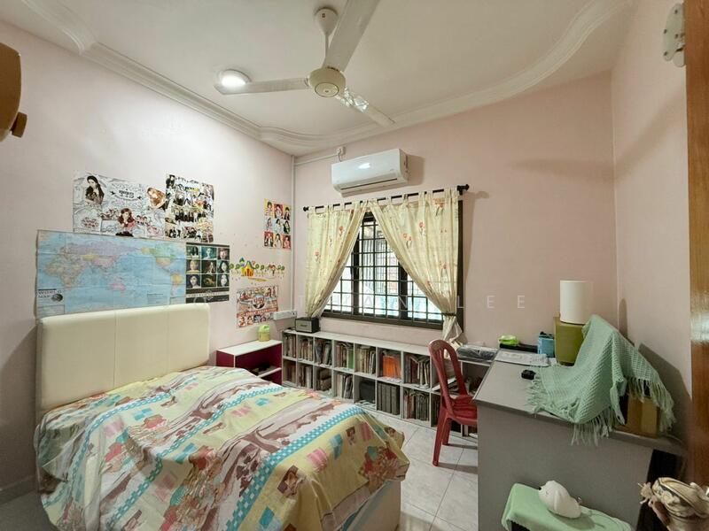 Taman Sri Pulai untuk Untuk Dijual - RM 568,000, Mac 2026 - Bedroom - PropertyGuru.com.my