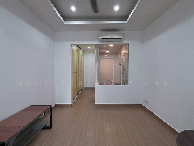 En-Suite Master Bedroom