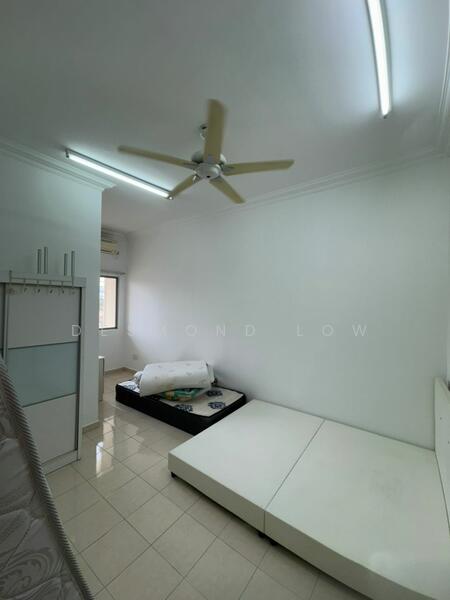 Untuk Disewa - Indah Cempaka