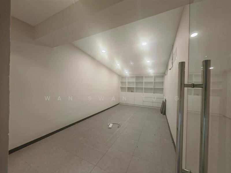 Factory for Sale in Shah Alam (Selangor) - Wan Swan Tung - Meeting Room - PropertyGuru.com.my