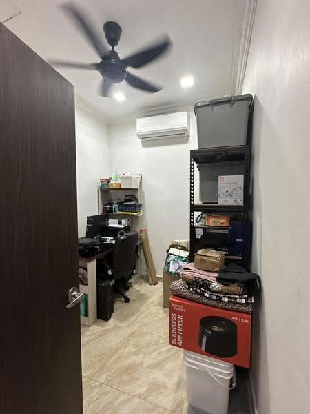 1-storey Terraced House for Sale in Taman Sentosa (Klang) - Christie Chan - Study - PropertyGuru.com.my