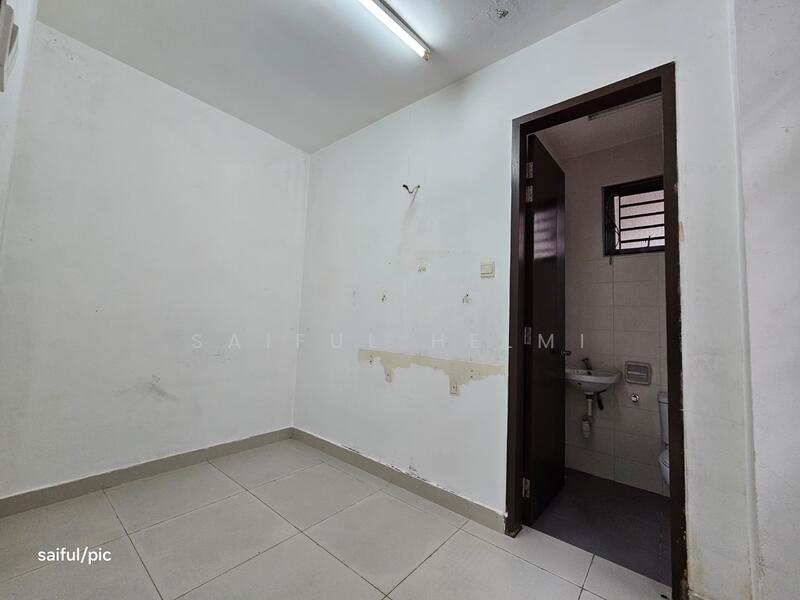 2-storey Terraced House for Sale in Shah Alam (Selangor) - SAIFUL HELMI - Bathroom - PropertyGuru.com.my