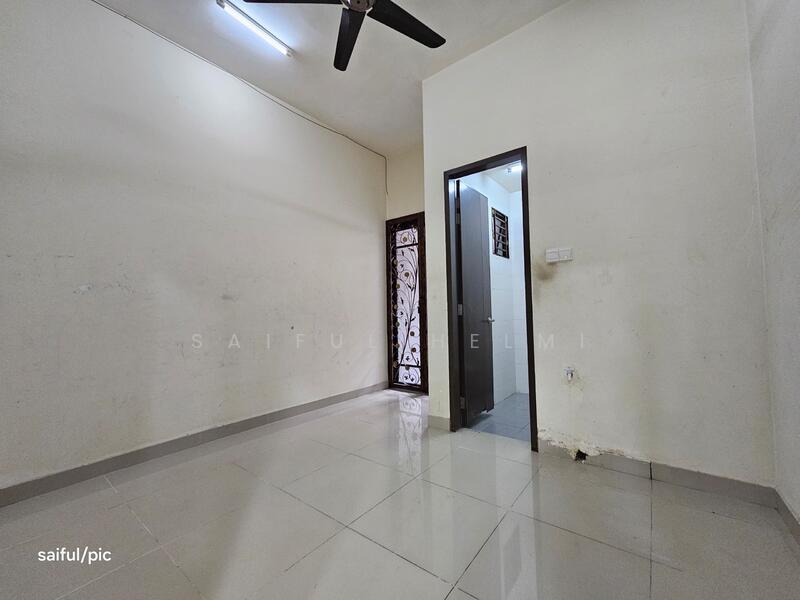 2-storey Terraced House for Sale in Shah Alam (Selangor) - SAIFUL HELMI - Interior - PropertyGuru.com.my