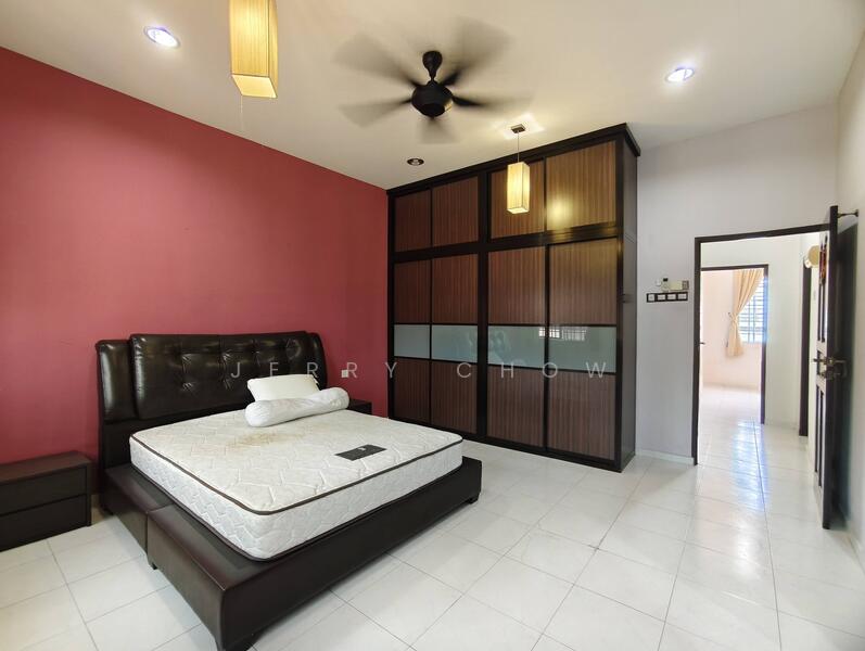 TAMAN PENGKALAN UTAMA untuk Untuk Dijual - RM 438,000, Feb 2026 - Bedroom - PropertyGuru.com.my