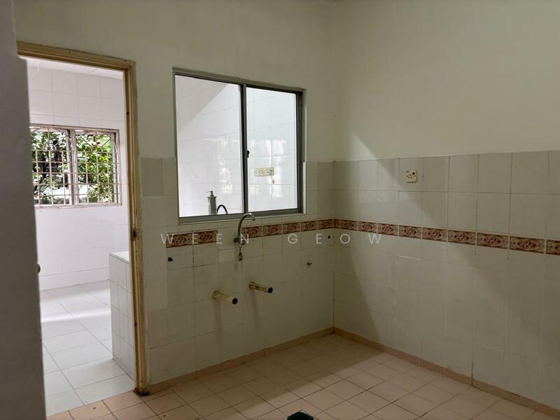 2-storey Terraced House for Sale in Usj 20 (Subang Jaya) - Ween Geow - Kitchen - PropertyGuru.com.my