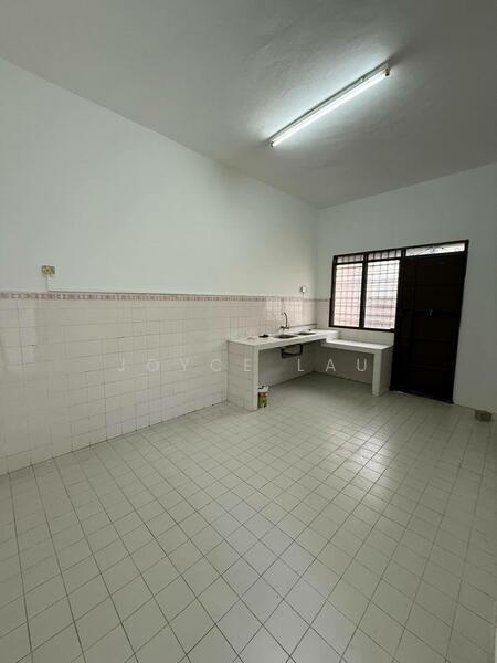 2-storey Terraced House for Sale in Taman Gunung View (Ipoh) - Joyce Lau - Kitchen - PropertyGuru.com.my