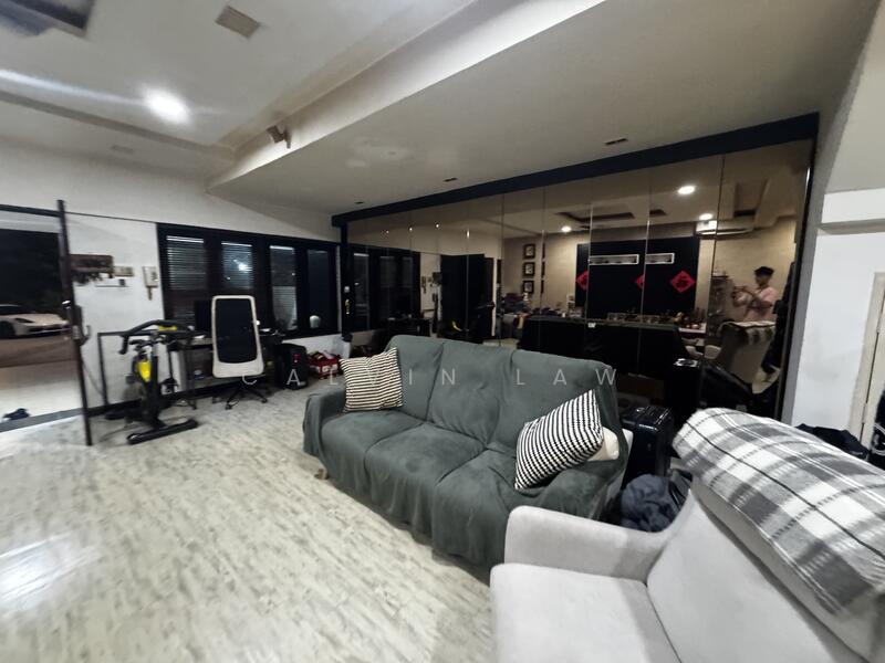 Rumah Teres 2.5 Tingkat untuk Dijual di Bandar Utama 7 (Bandar Utama) - Calvin Law - Living Room - PropertyGuru.com.my