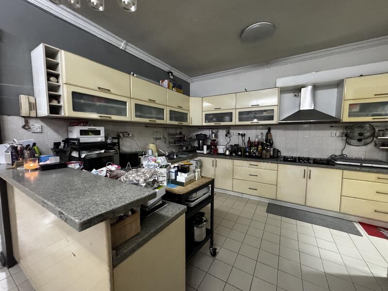 Rumah Teres 2.5 Tingkat untuk Dijual di Bandar Utama 7 (Bandar Utama) - Calvin Law - Kitchen - PropertyGuru.com.my