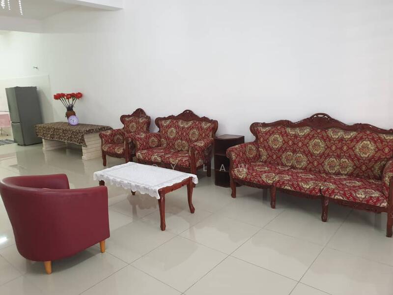 Rumah Teres untuk Disewa di Bandar Sri Sendayan (Negeri Sembilan) - Roy Law - Living Room - PropertyGuru.com.my