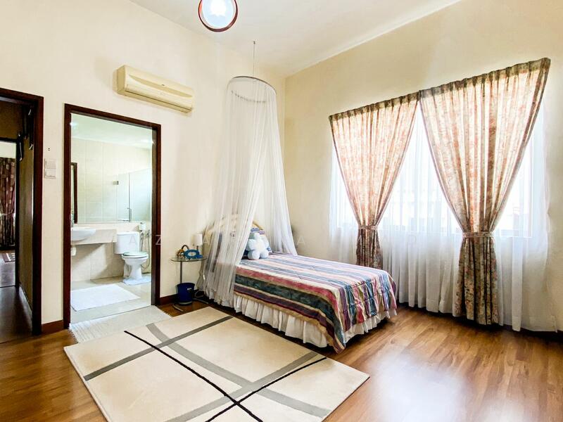 Rumah Banglo untuk Dijual di Bandar Seri Putra (Bangi) - Aziani Ahmad - Bedroom - PropertyGuru.com.my