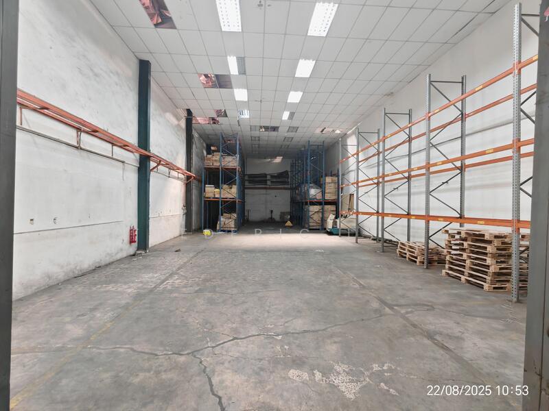 Warehouse for Rent in Taman Desa Cemerlang (Ulu Tiram) - Frederic Lee - Interior - PropertyGuru.com.my