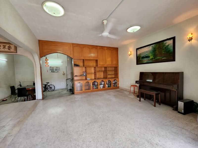 Rumah Teres 2 Tingkat untuk Dijual di SS 21, Damansara Utama (Petaling Jaya) - Bryan Wong - Living Room - PropertyGuru.com.my