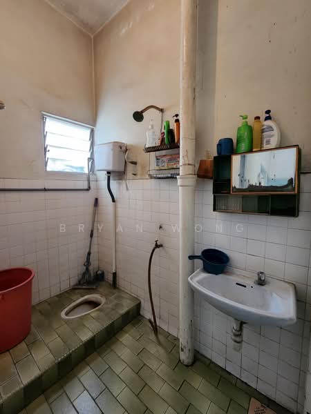 Rumah Teres 2 Tingkat untuk Dijual di SS 21, Damansara Utama (Petaling Jaya) - Bryan Wong - Bathroom - PropertyGuru.com.my