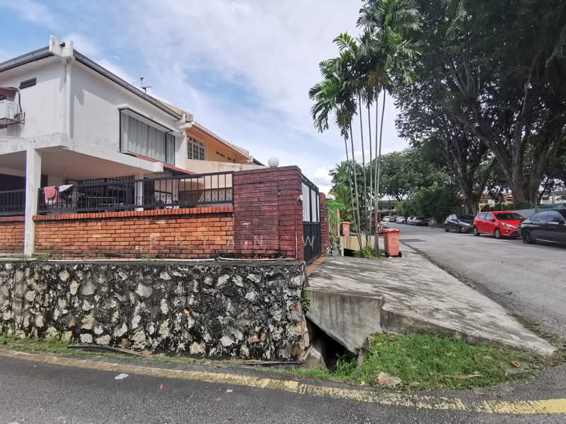 2-storey Terraced House for Sale in SS 21, Damansara Utama (Petaling Jaya) - Bryan Wong - Exterior - PropertyGuru.com.my
