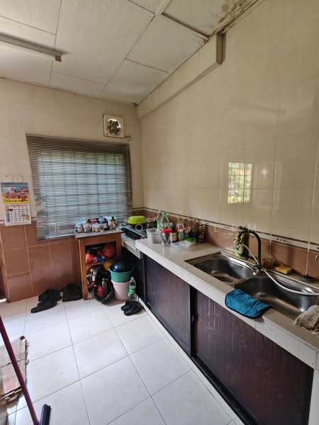 Rumah Teres 1 Tingkat untuk Dijual di Taman Kota Laksamana (Melaka City) - Raymond Lim PW - Kitchen - PropertyGuru.com.my
