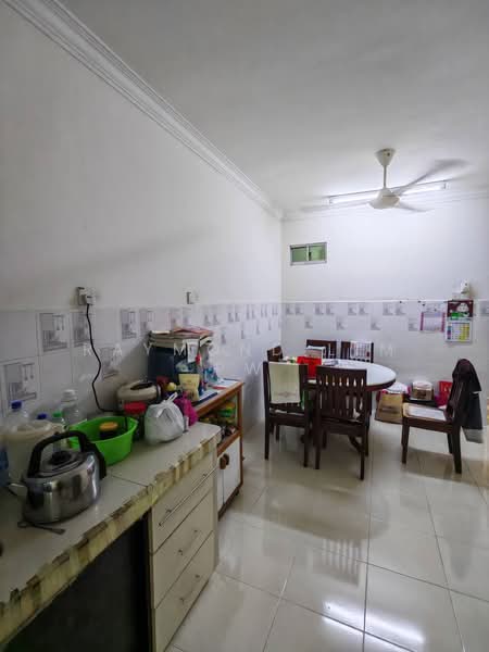 Rumah Teres 1 Tingkat untuk Dijual di Taman Kota Laksamana (Melaka City) - Raymond Lim PW - Dining Room - PropertyGuru.com.my