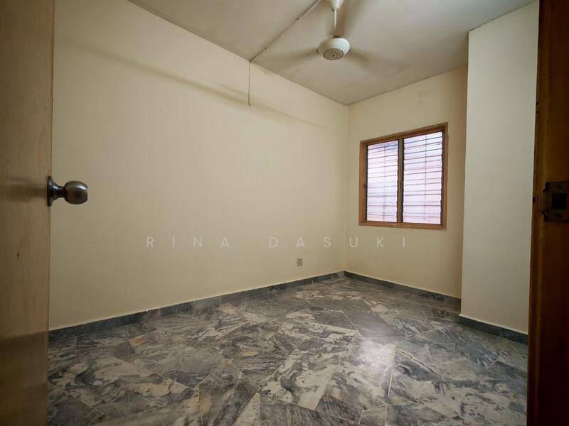 Terraced House for Sale in Bandar Kinrara Seksyen 5 (Bandar Kinrara) - Rina Dasuki - Interior - PropertyGuru.com.my