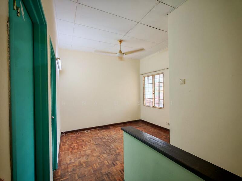 Terraced House for Sale in Bandar Kinrara Seksyen 5 (Bandar Kinrara) - Rina Dasuki - Interior - PropertyGuru.com.my