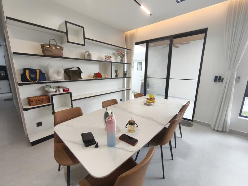 Mallow Lakepark Homes untuk Untuk Disewa - RM 4,500 /bulan, Mac 2026 - Dining Room - PropertyGuru.com.my