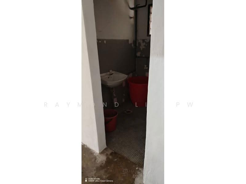 Flat for Sale at Taman Malim Jaya - Raymond Lim PW - Bathroom - PropertyGuru.com.my