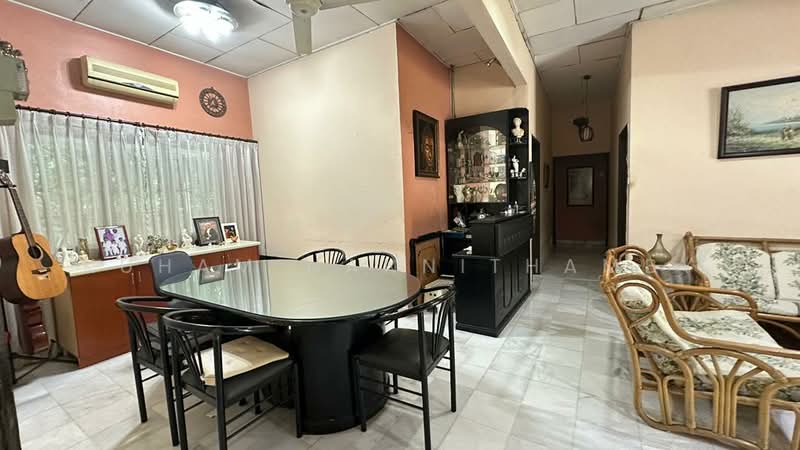 Rumah Banglo untuk Dijual di Petaling Jaya (Selangor) - Kuham Nannithamby - Dining Room - PropertyGuru.com.my