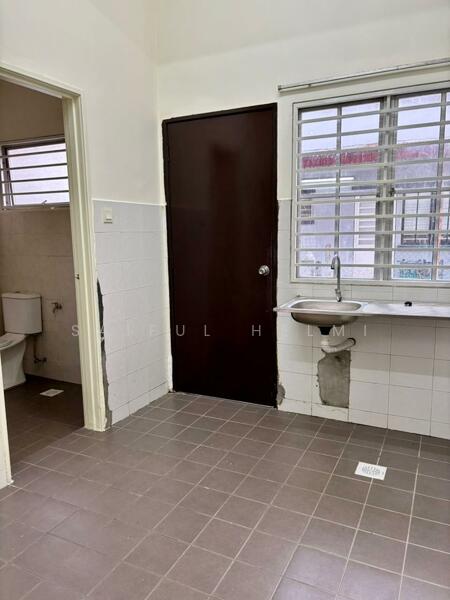 Rumah Teres 2 Tingkat untuk Dijual di Klang (Selangor) - SAIFUL HELMI - Bathroom - PropertyGuru.com.my