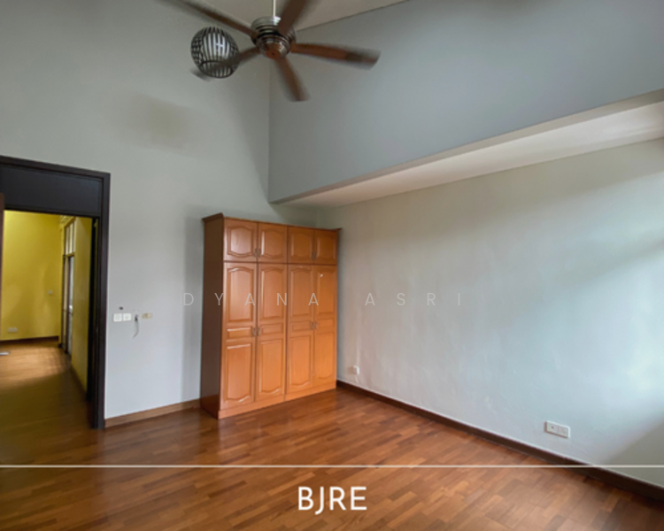 Bukit Jelutong untuk Untuk Dijual - RM 1,100,000, Mac 2026 - Bedroom - PropertyGuru.com.my