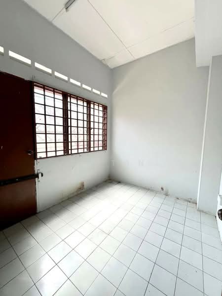 2-storey Terraced House for Sale in Taman Johor Jaya (Johor Bahru) - CS Tan - Interior - PropertyGuru.com.my
