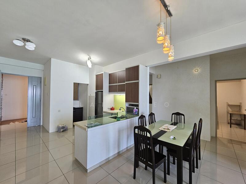 Condominium for Rent at 10 Island Resort - Elaine Yeo - Kitchen - PropertyGuru.com.my