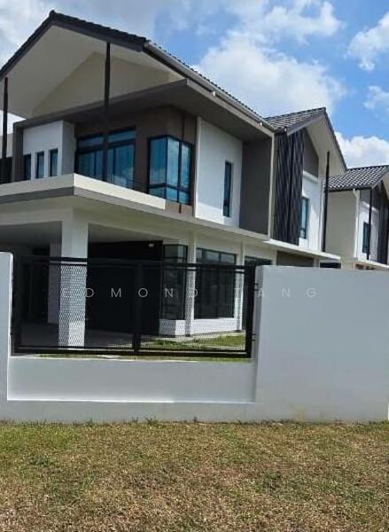 Semi-Detached House for Sale in Taman Impian Emas (Skudai) - Edmond Tang - Exterior - PropertyGuru.com.my