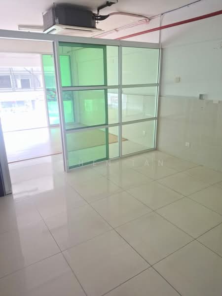 Shop for Rent in Taman Bukit Jambul (Bukit Jambul) - Ethen Tan - Interior - PropertyGuru.com.my