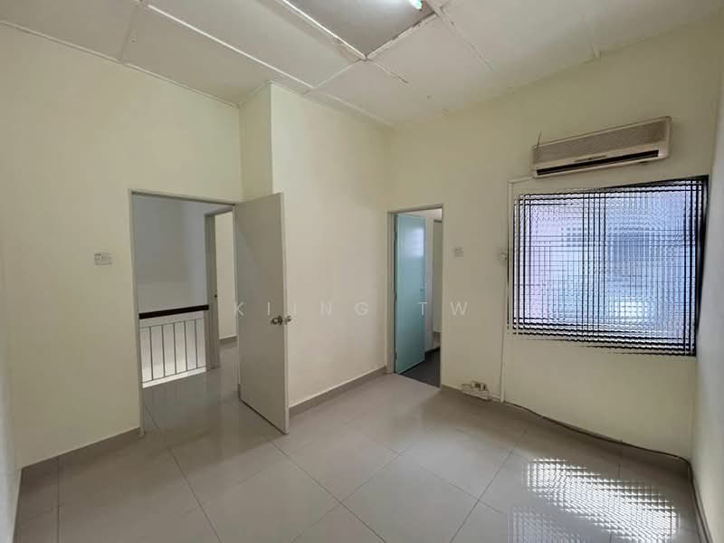 2-storey Terraced House for Sale in Taman Indah Perdana (Kepong) - Kiing TW - Interior - PropertyGuru.com.my