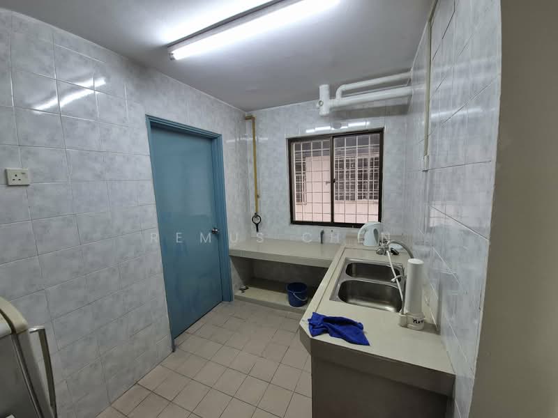 Condominium for Sale at Kenanga Point - Remus Chen - Kitchen - PropertyGuru.com.my