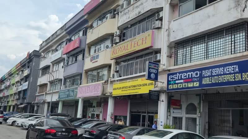 Shop for Sale in Taman Petaling Utama (Petaling Jaya) - Raymond Loke - Exterior - PropertyGuru.com.my