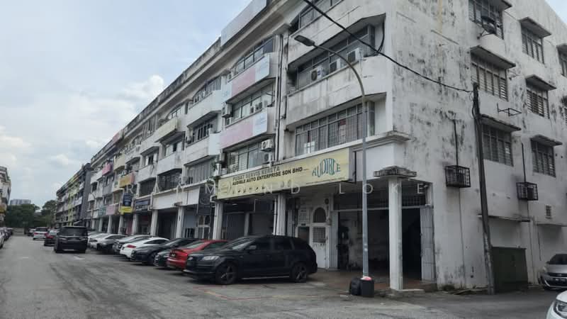 Shop for Sale in Taman Petaling Utama (Petaling Jaya) - Raymond Loke - Exterior - PropertyGuru.com.my