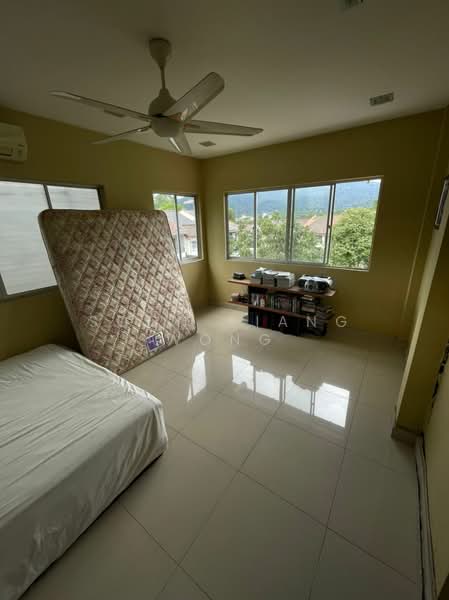 3-storey Terraced House for Sale in Valencia (Sungai Buloh) - SOON SIANG WONG - Bedroom - PropertyGuru.com.my