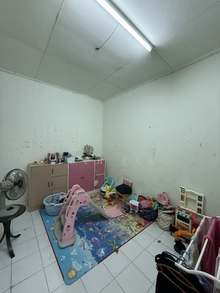 1-storey Terraced House for Sale in Taman Nusa Damai (Pasir Gudang) - Iden Tan - Interior - PropertyGuru.com.my