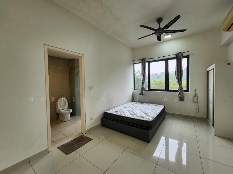 Condominium for Rent at Mirage By The Lake - Nazree Abdul Aziz - Bedroom - PropertyGuru.com.my