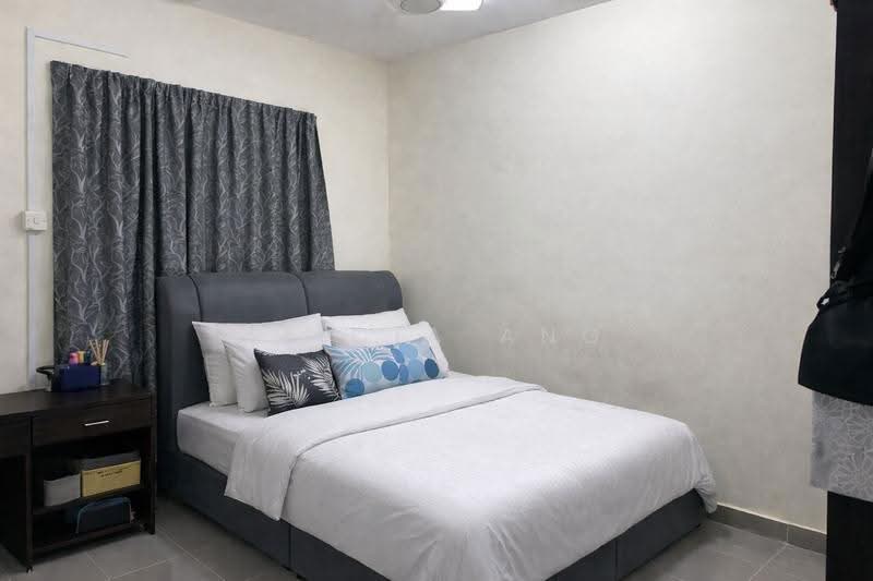 Pangsapuri untuk Dijual di Subang Perdana Goodyear Court 3 - Alicia Ang - Bedroom - PropertyGuru.com.my