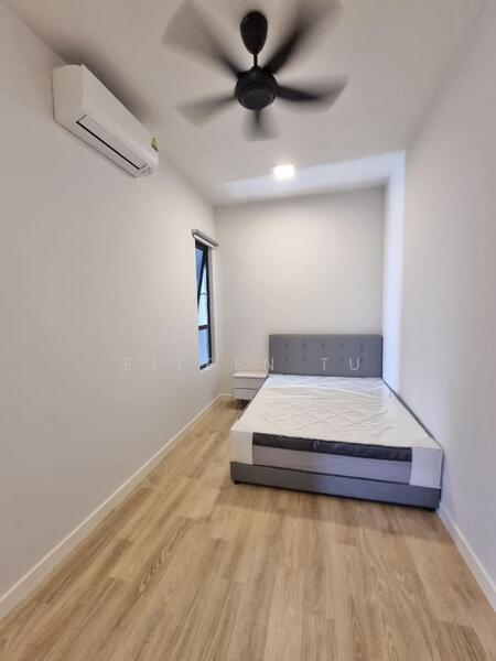 Servis Apartment untuk Dijual di Atwater : Service Residences - Eileen Tu - Bedroom - PropertyGuru.com.my