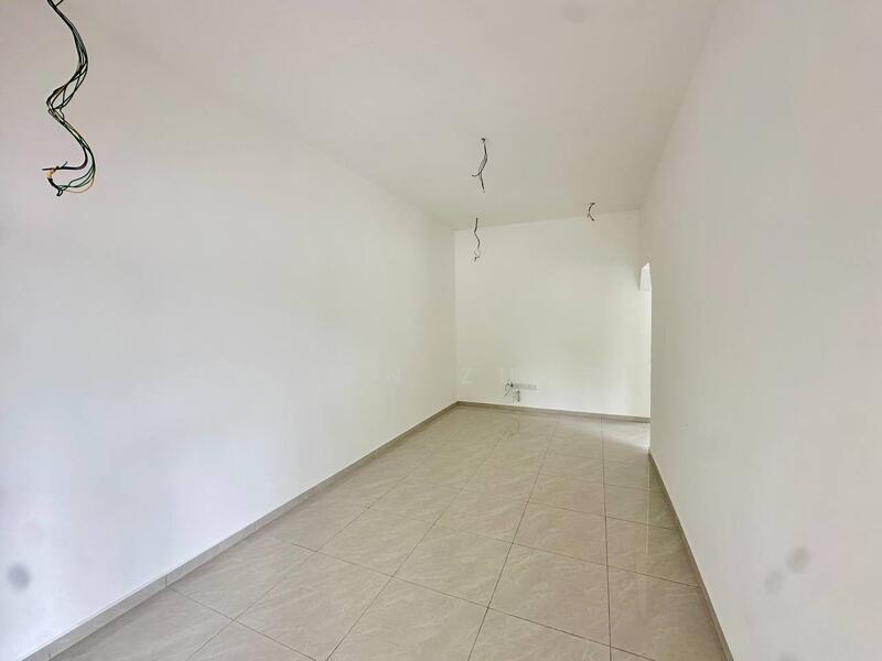 Kampung Ketoyong Baru untuk Untuk Dijual - RM 600,000, Mac 2026 - Interior - PropertyGuru.com.my