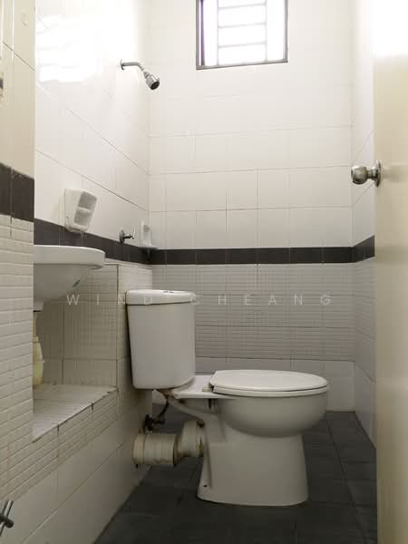 Apartment for Sale at Kasturi Idaman - Wind Cheang - Bathroom - PropertyGuru.com.my