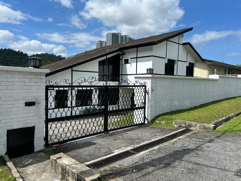 Rumah Banglo untuk Dijual di Taman Hillview (Ulu Kelang) - Kendriic Chong - Exterior - PropertyGuru.com.my